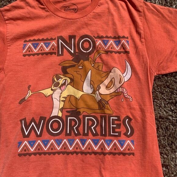 Disney Pumbaa & Timon “No Worries” Lion King Orange T Shirt Size Small Tribal - Picture 3 of 8